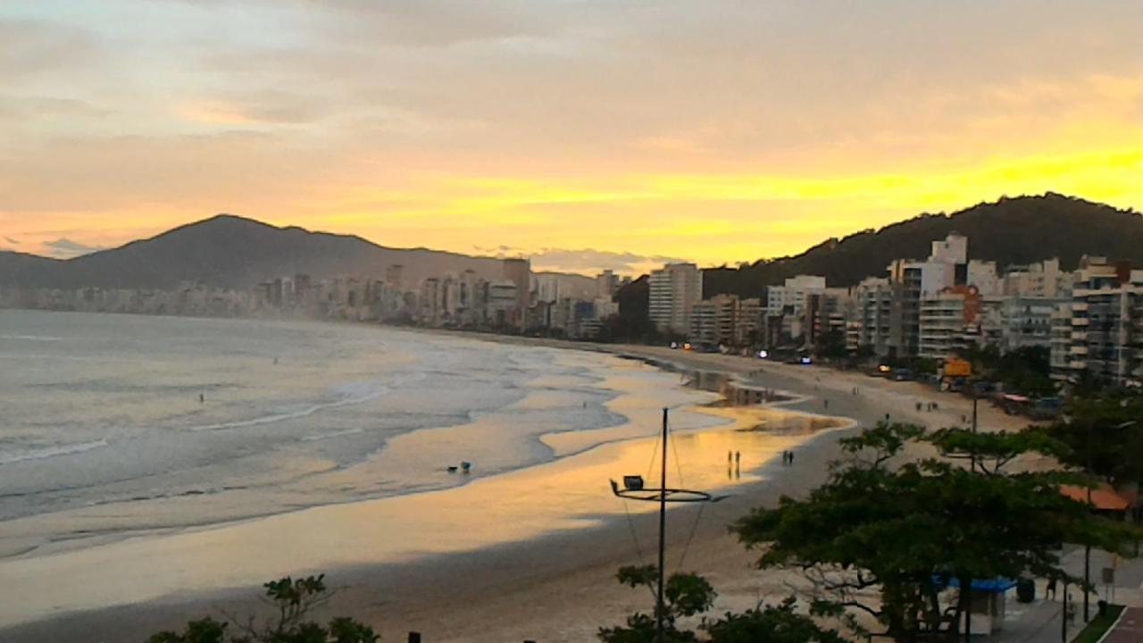 Apartamento De Cobertura Frente Para O Mar Itapema Exterior foto