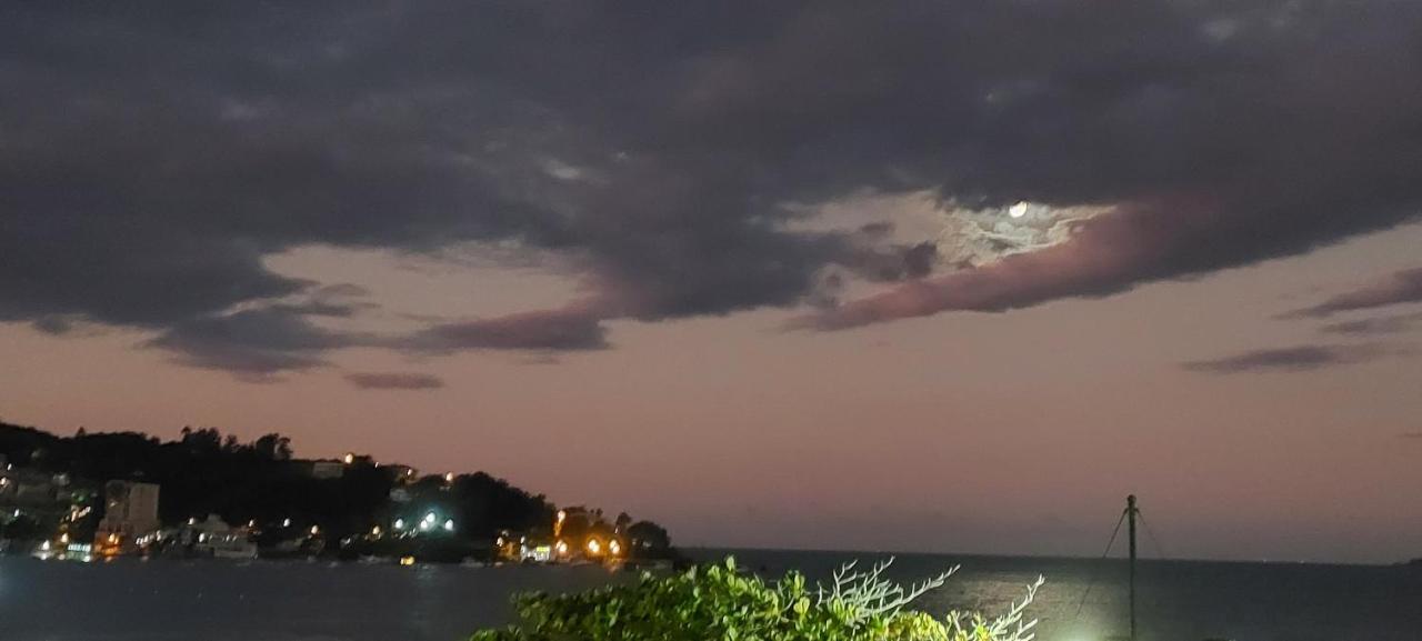 Apartamento De Cobertura Frente Para O Mar Itapema Exterior foto